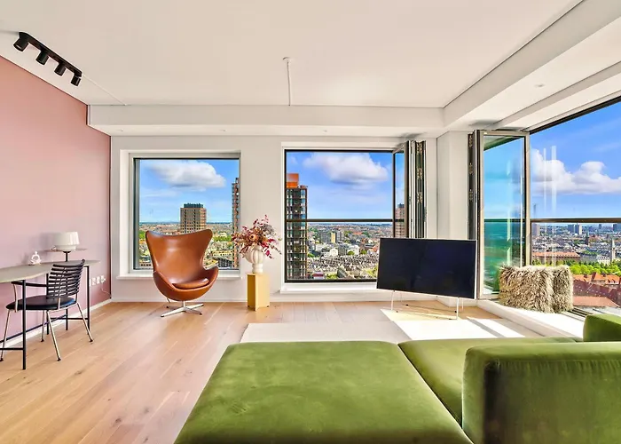 Bohr Apartment Copenhagen - Panoramic Skyline København