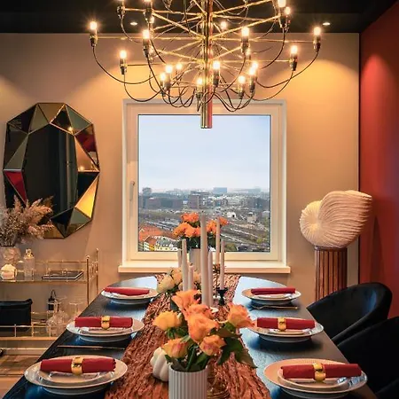 Bohr Apartment